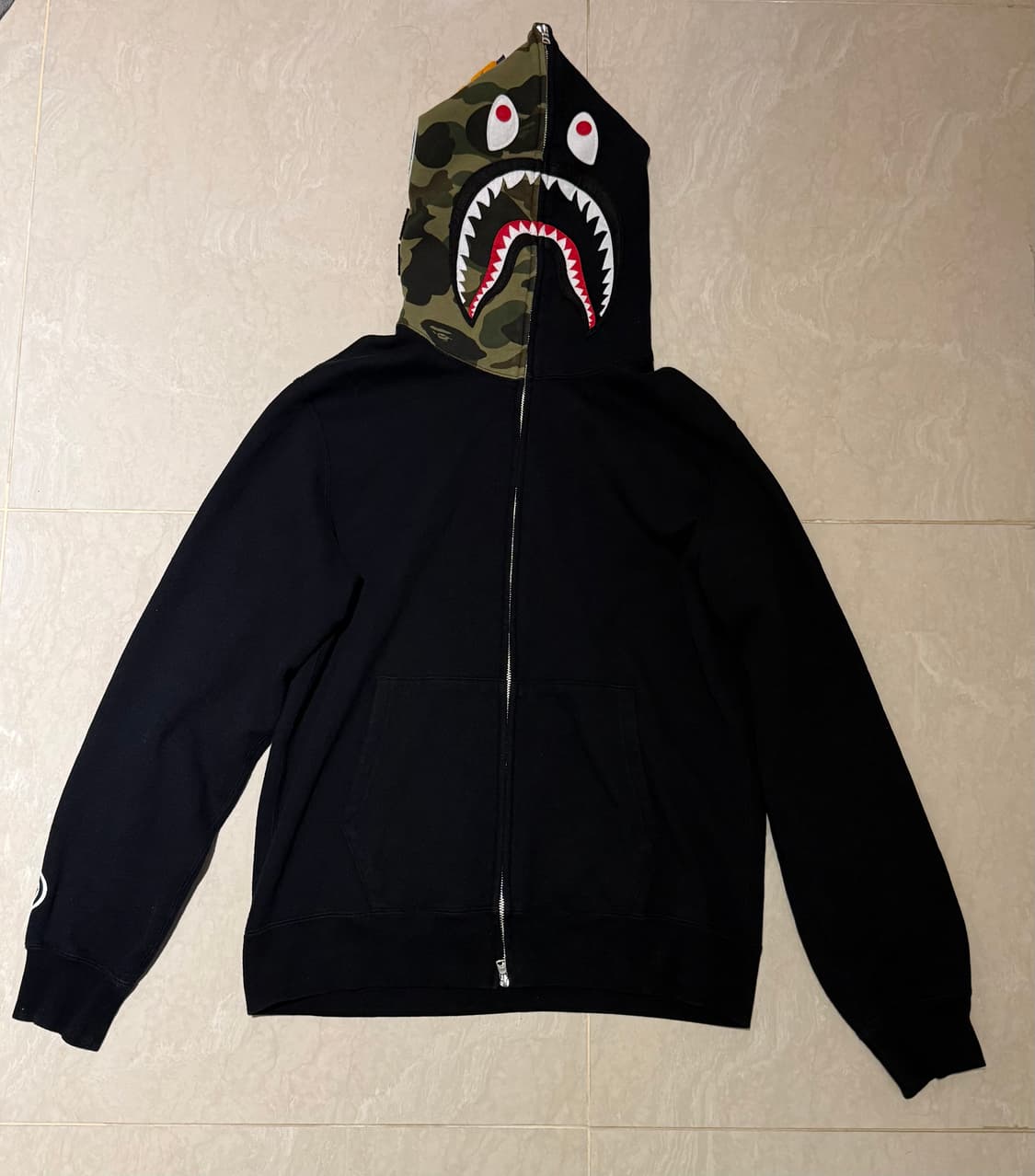Bape 베이프 반카모 샤크후드 XL 상품이미지1