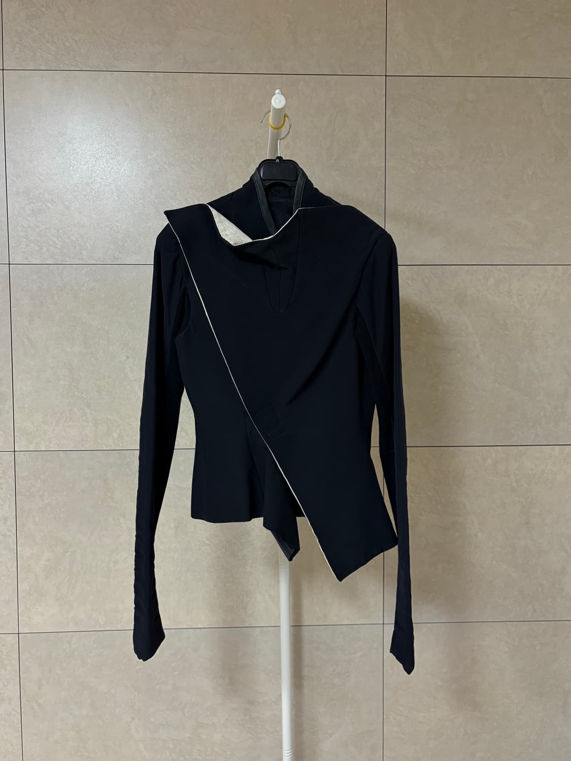 릭오웬스 06FW 사선 펜싱 자켓 상품이미지2