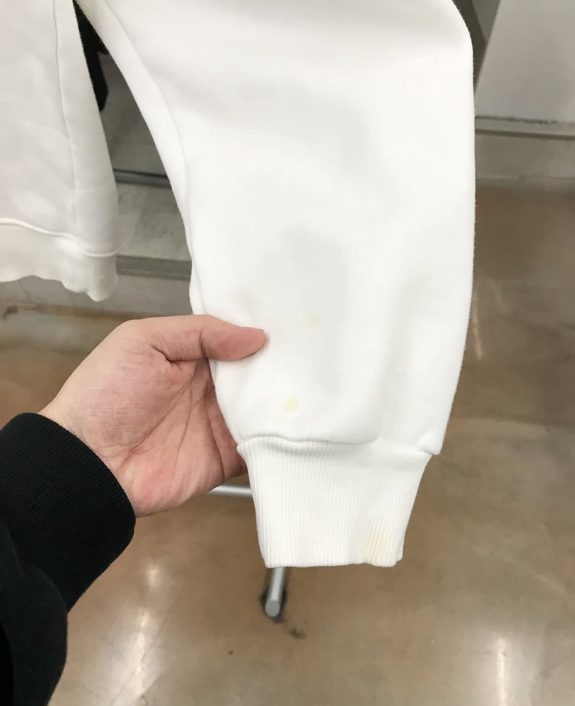 버버리 월계수 빅로고 맨투맨 상품이미지8