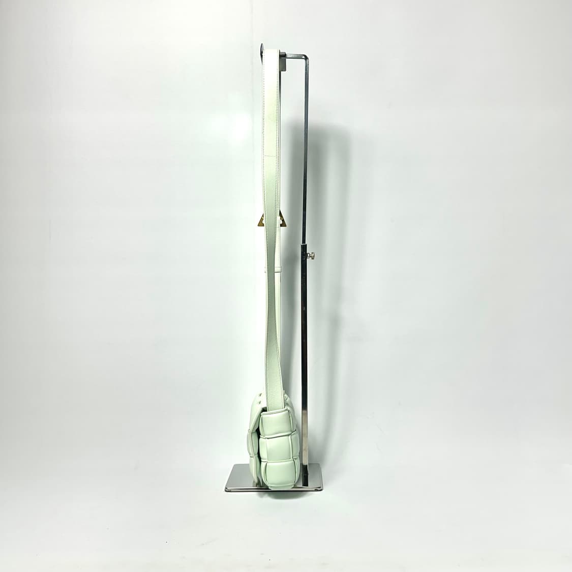 보테가베네타  패디드 카세트 크로스백 상품이미지6