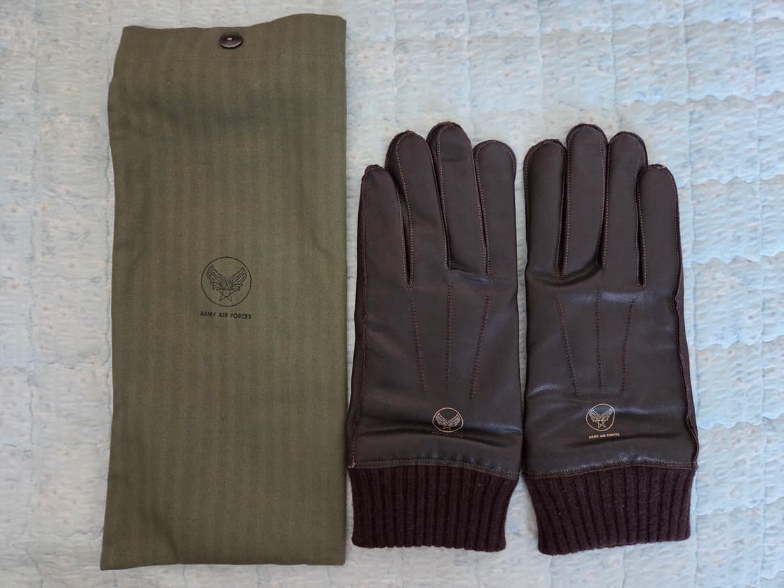 아웃스탠딩 A10 염소가죽 장갑 상품이미지2