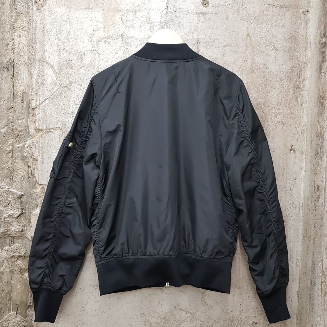 알파 항공점퍼 M사이즈 상품이미지2