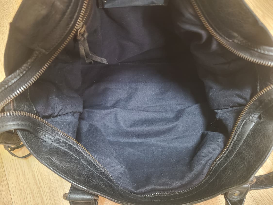발렌시아가 모터백 시티 블랙 미디엄  상품이미지7