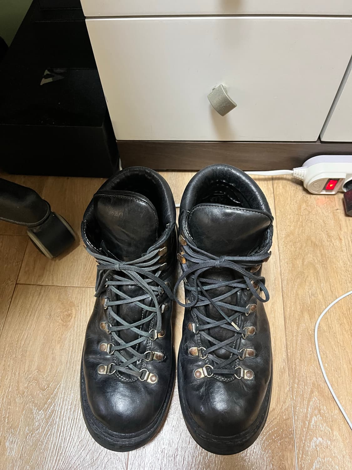 구이디 하이킹 부츠 바이슨 풀 그레인 42 판매 상품이미지1