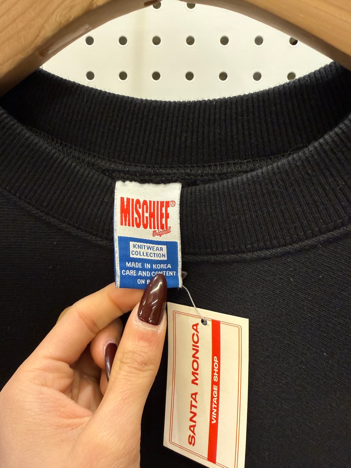 미스치프 스몰로고 블랙 맨투맨 U1387 상품이미지5