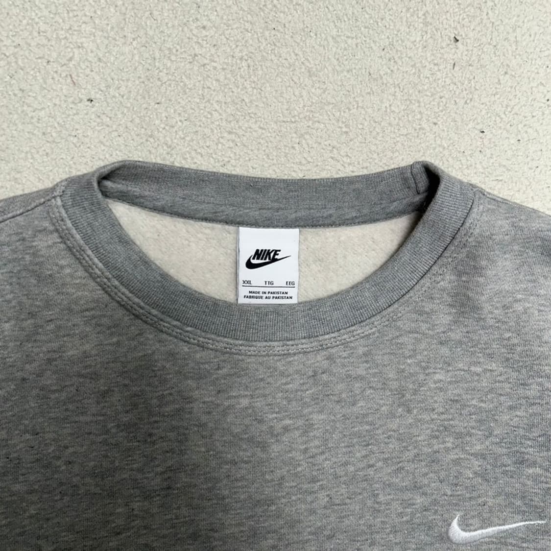 나이키 스우시 맨투맨 그레이 XXL 상품이미지4