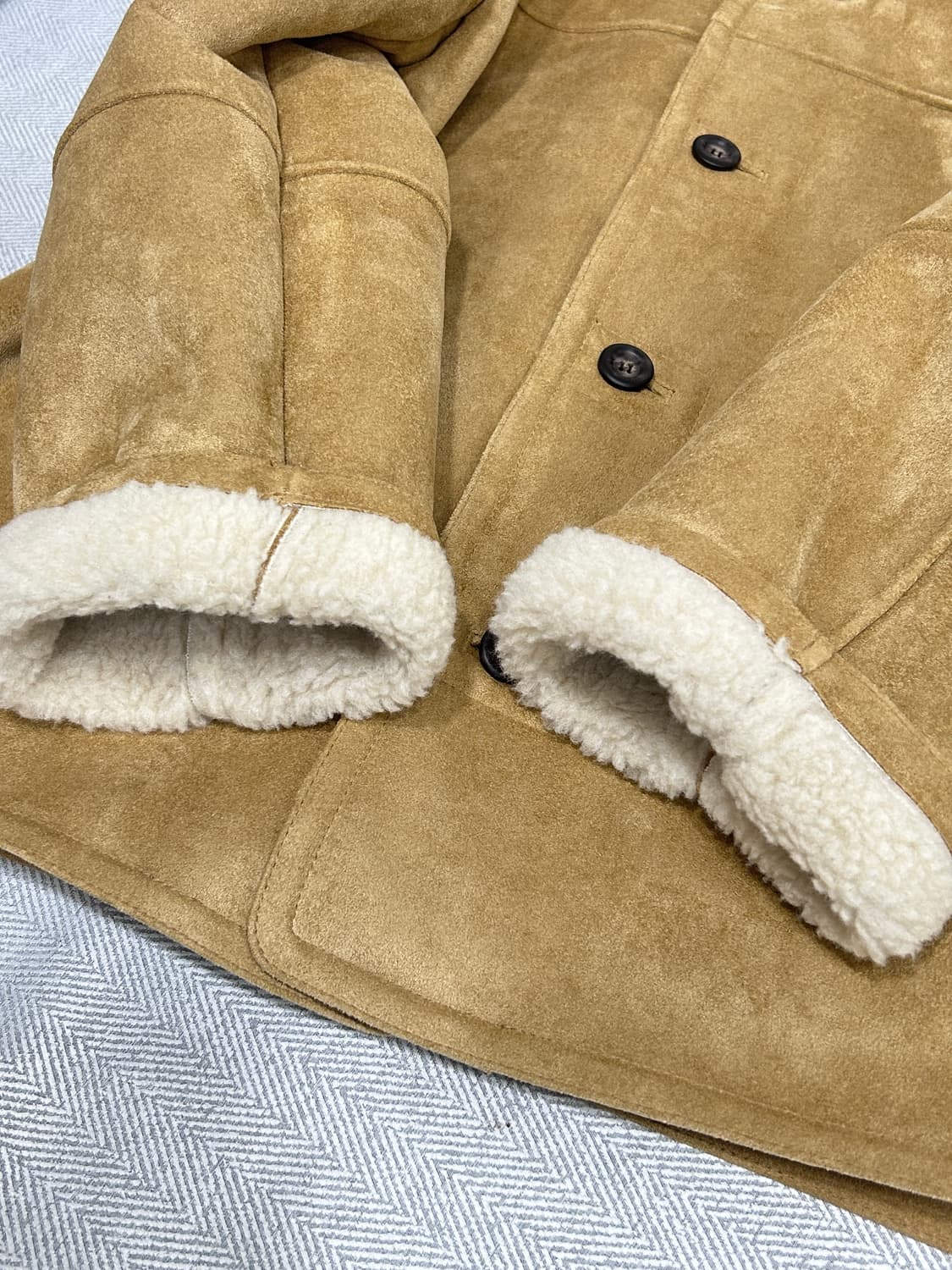 이브세이지 스웨이드 하프 무스탕 베이지 상품이미지7