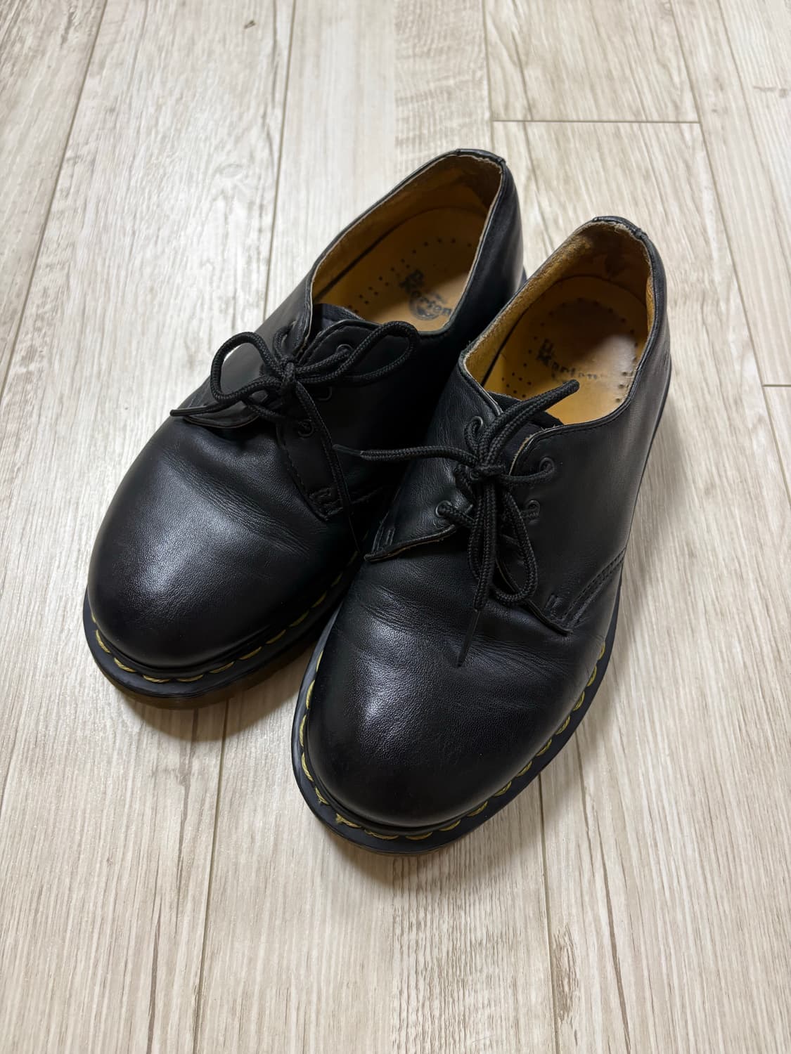 닥터마틴 1461 3홀 나파 240 상품이미지1