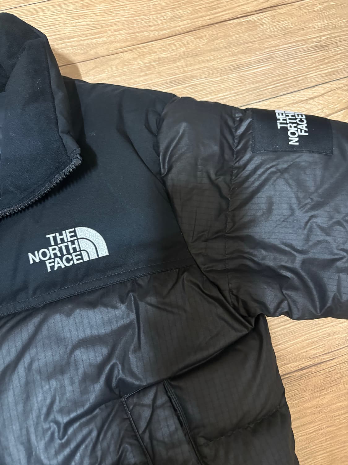 노스페이스 여성 노벨티 눕시 화이트라벨 패딩 블랙 s 85 상품이미지3