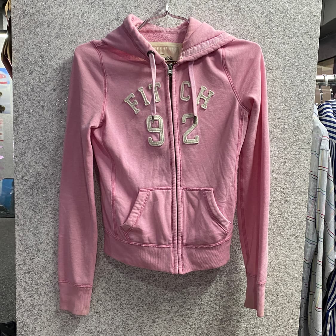 아베크롬비 앤 피치 라이트핑크 후드집업 B4676  상품이미지2