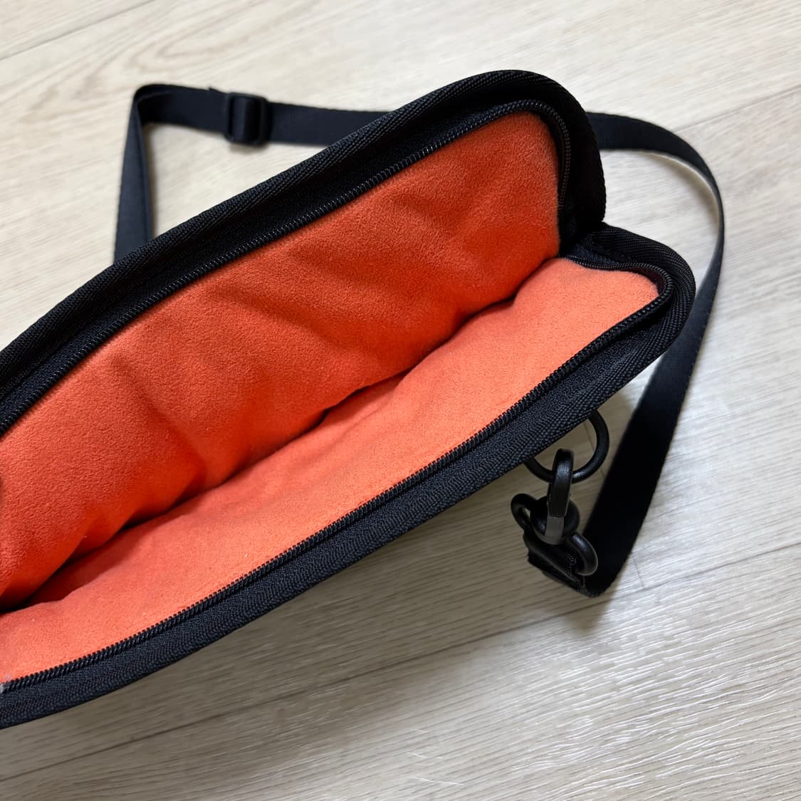 돈애스크마이플랜 3WAY 미니백 블랙 상품이미지4