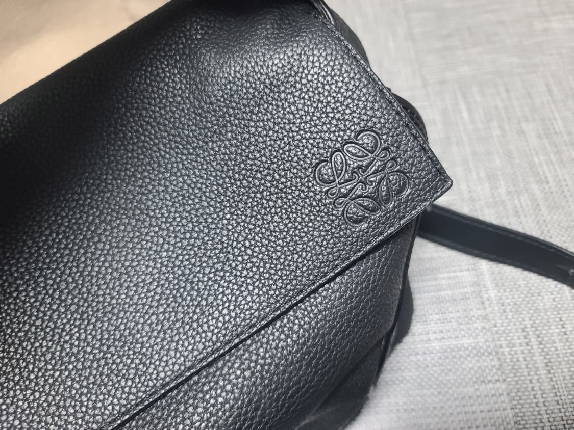 로에베 퍼즐백 그레인레더 블랙 라지 L 토트백 크로스백 탑핸들백 상품이미지2