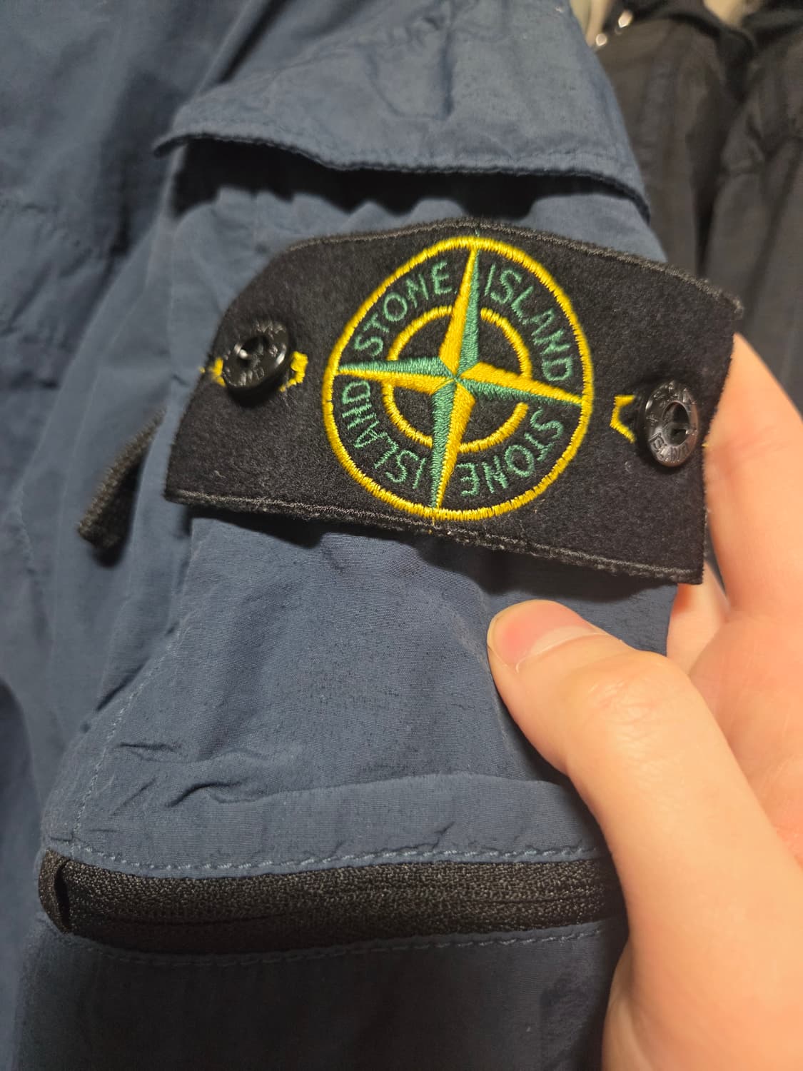 스톤아일랜드 나슬란 오버셔츠 자켓 L 아비오블루 색상 상품이미지2