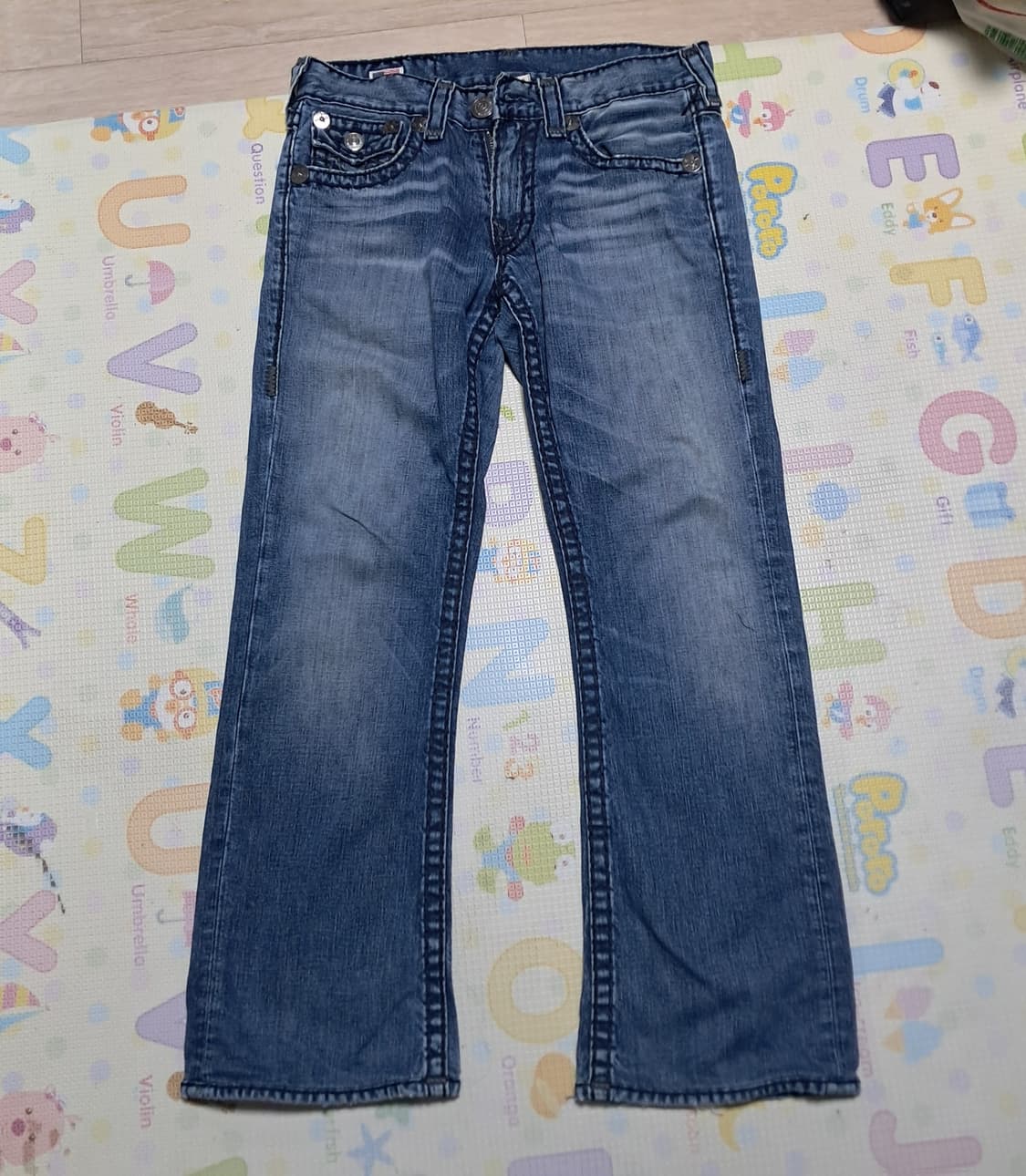 트루릴리젼 빌리슈퍼티 Billy super T 스트레이트핏 청바지 상품이미지1