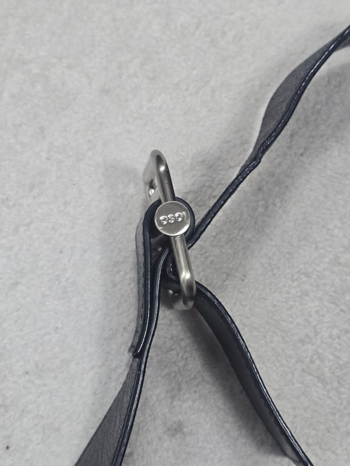 OSOI 오소이 레더 미니 바디백 상품이미지7