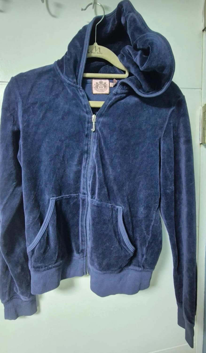 쥬시 꾸뛰르 벨벳 후드집업 네이비 L  (미사용) 상품이미지2