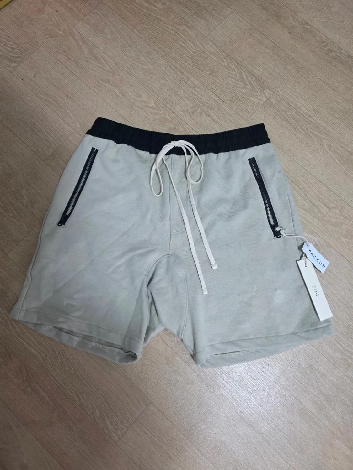 FOG 피어오브갓 에센셜 x 팩선 드로스트링 지퍼 쇼츠 반바지 하프팬츠  상품이미지1