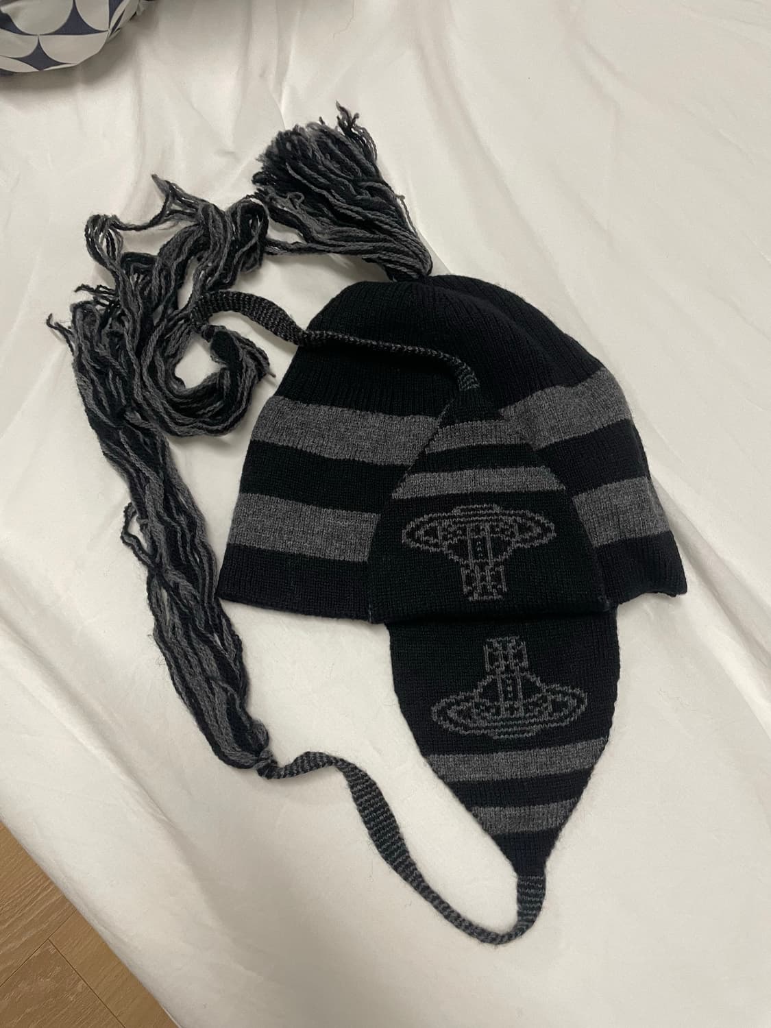 비비안 웨스트 우드 이어플랩 모자 / 비니 상품이미지2