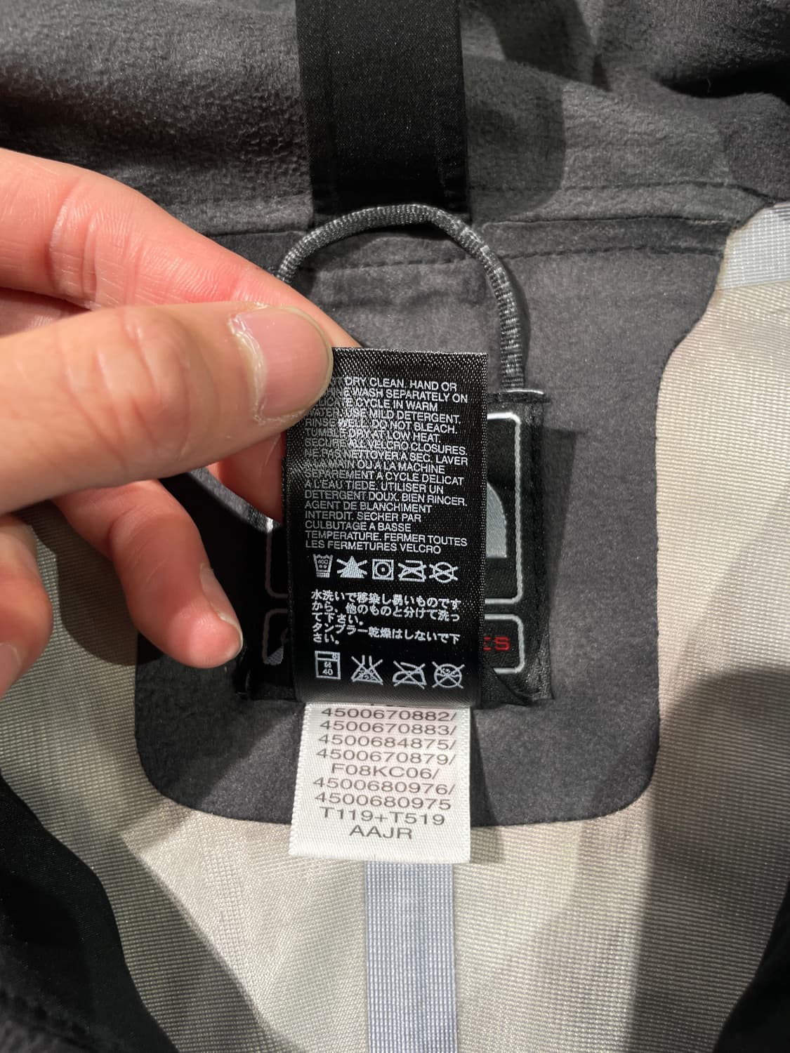 노스페이스 블랙 써밋 시리즈 고어텍스 벨크로 윈드 브레이커 상품이미지8