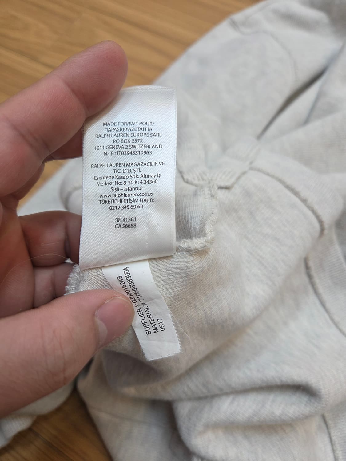 폴로 랄프로렌 하프 집업 M사이즈 판매합니다. 면 100% 소재로 부드러 상품이미지5