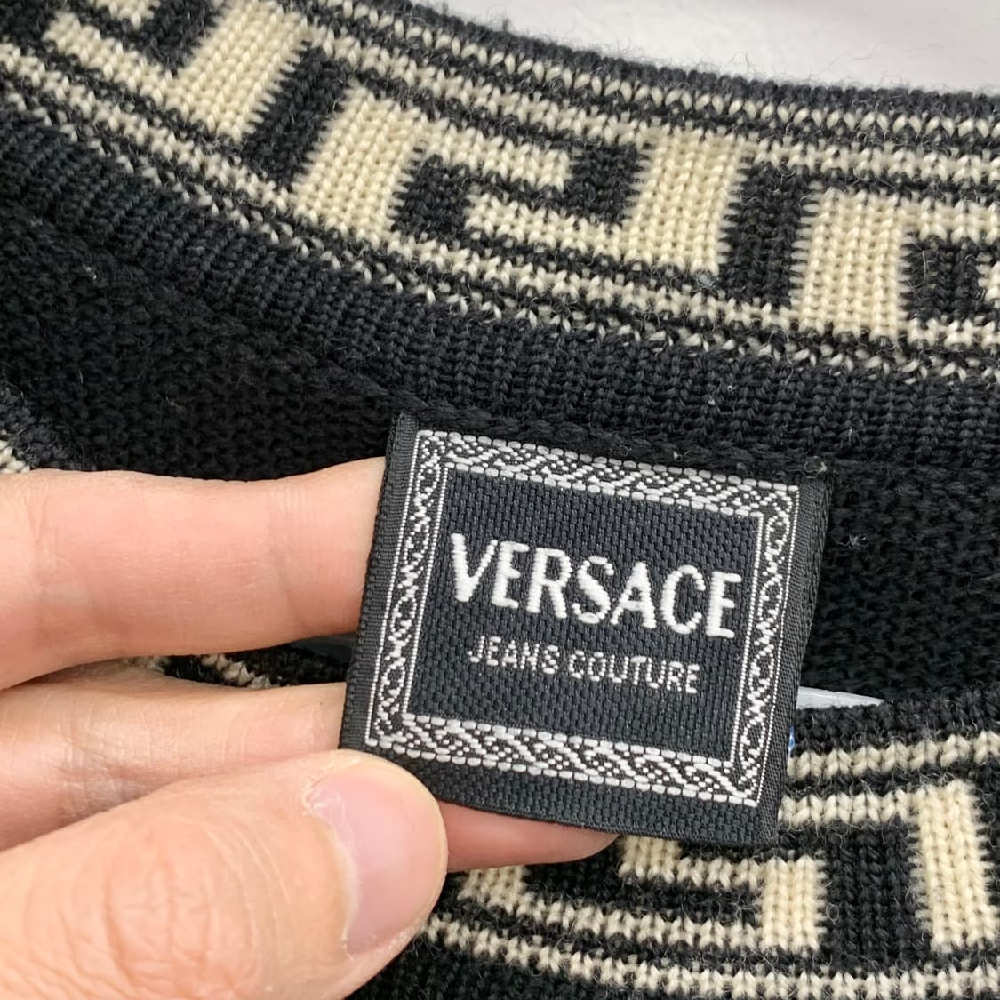 90's 베르사체 진스 꾸띄르 메두사 니트  상품이미지5