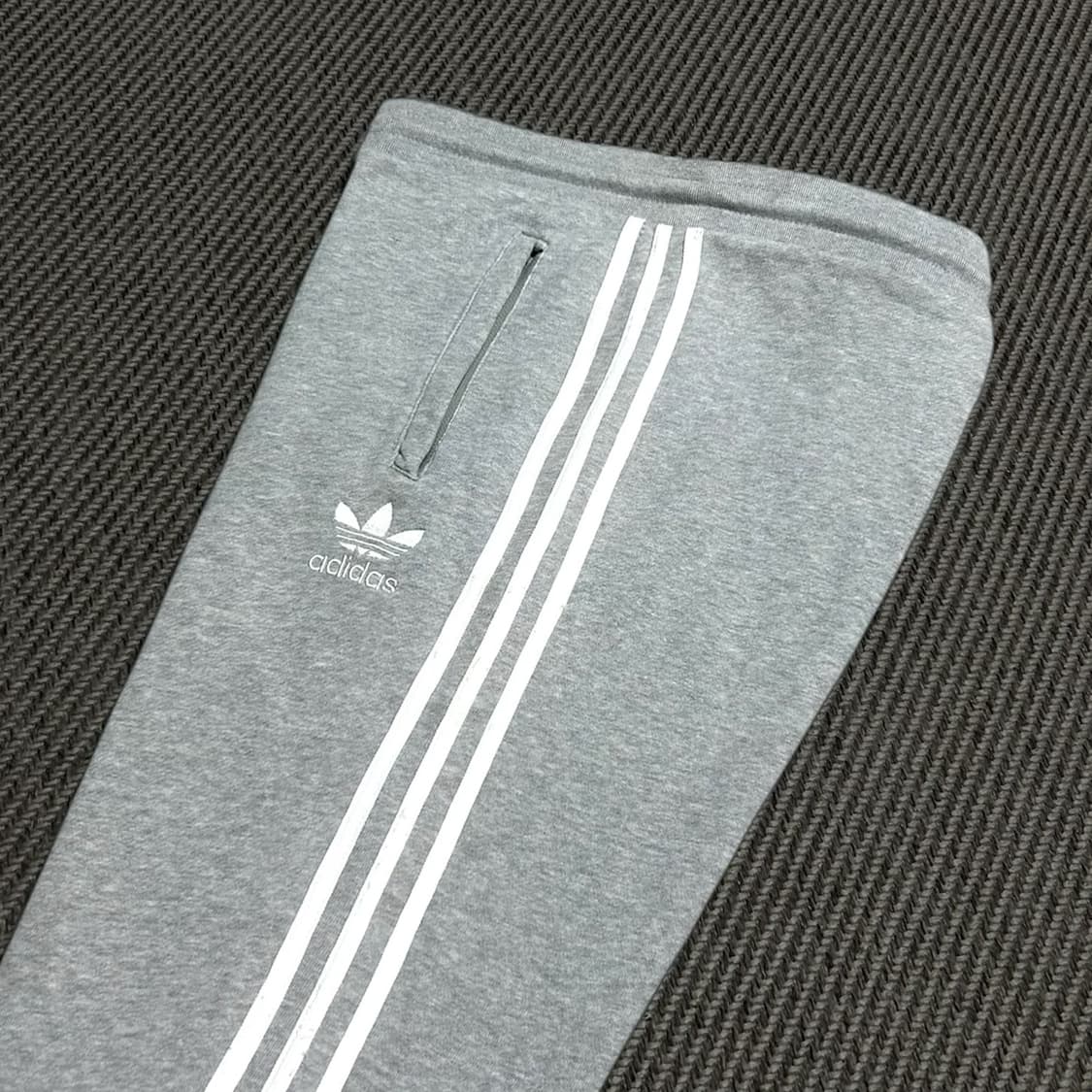 [M] adidas 아디다스 그레이 3st 코튼 트랙 팬츠 상품이미지2