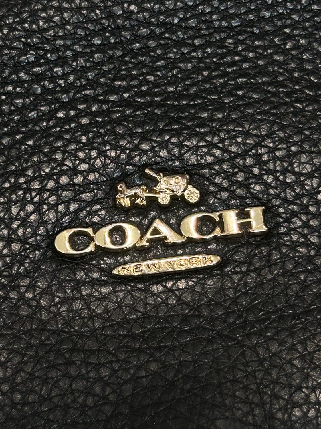 코치 블랙 가죽 숄더백 상품이미지4