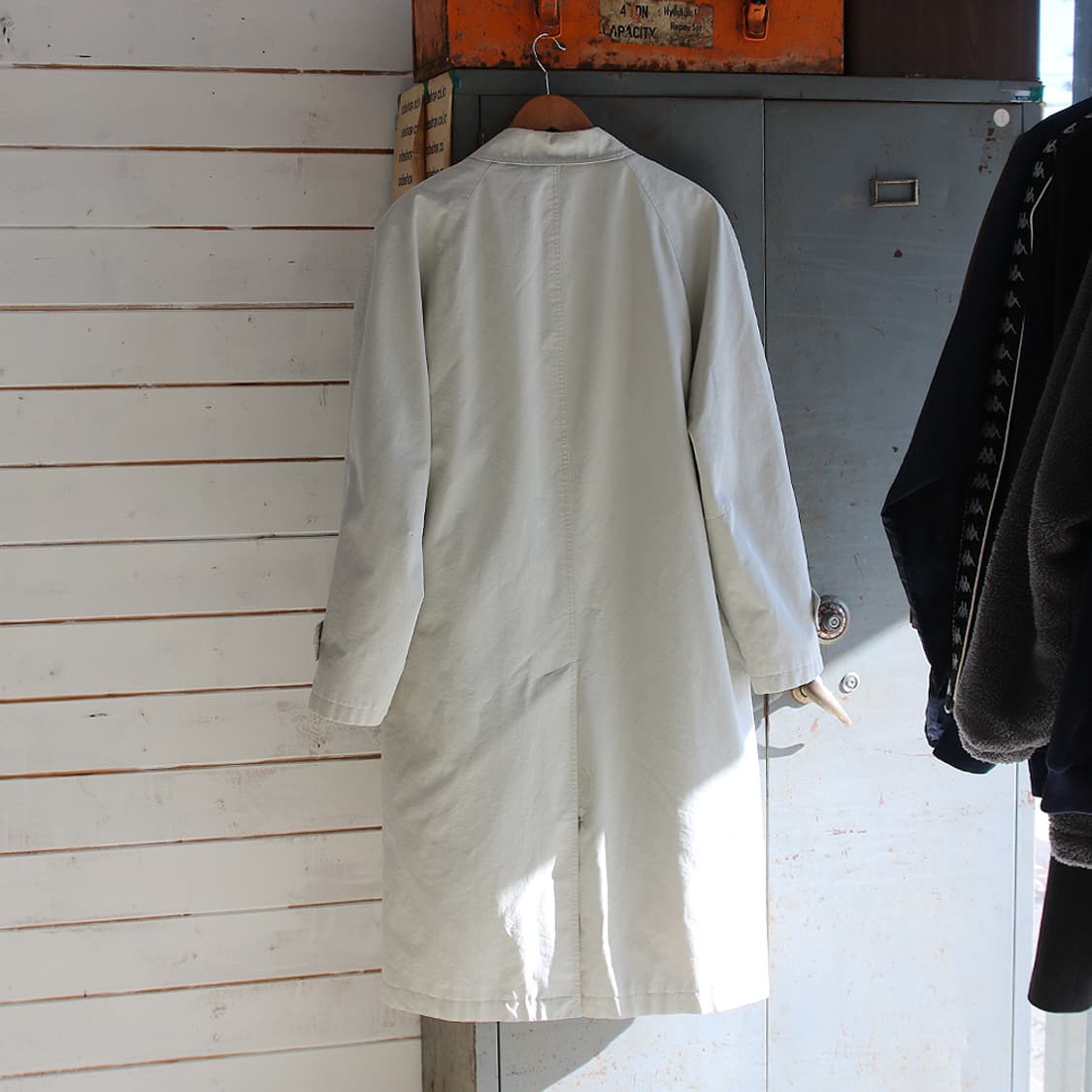 (착용컷) JEAN-LOUIS SCHERRER 싱글 트렌치 코트 103 상품이미지2