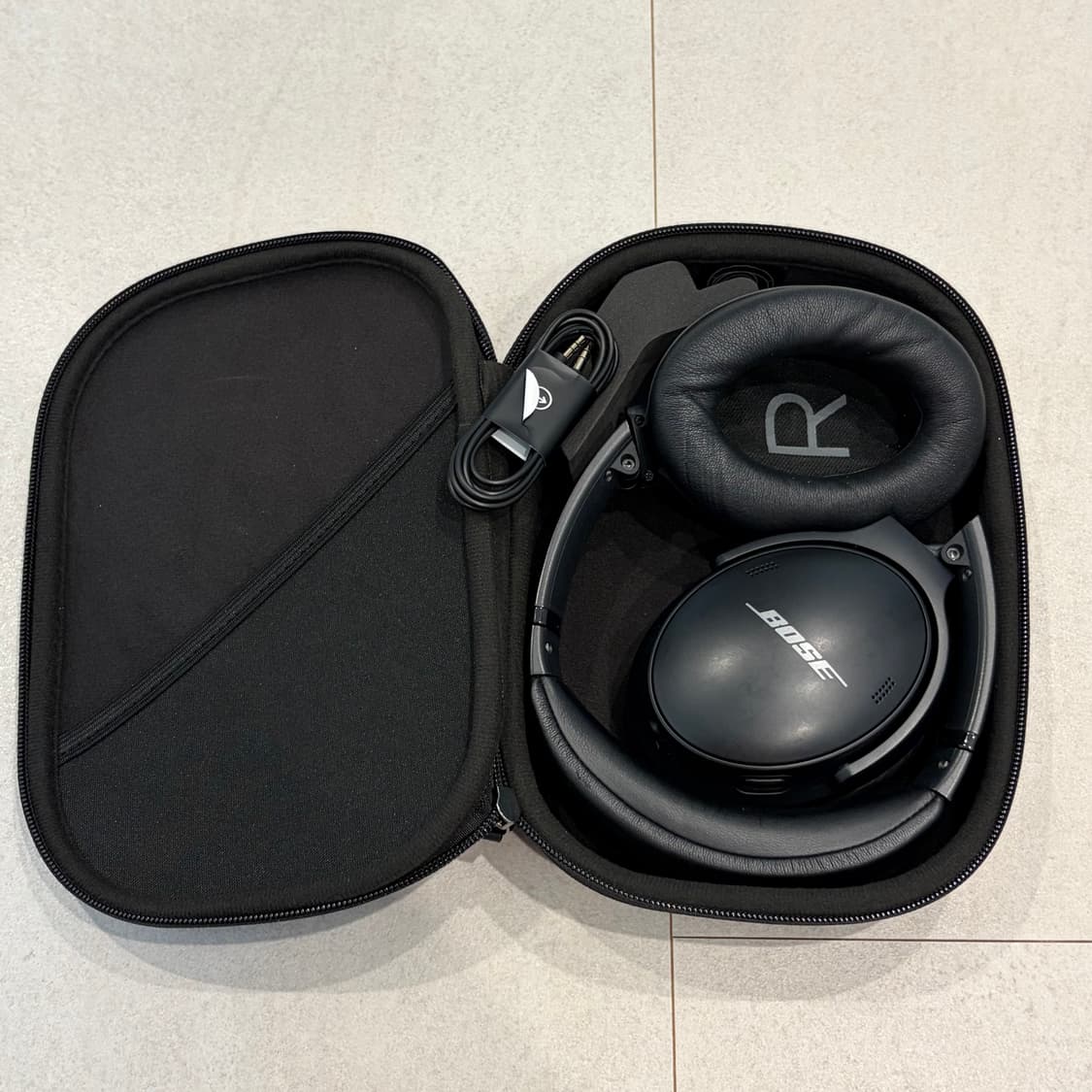 보스 QC45 블랙 노이즈캔슬링 헤드셋 상품이미지7