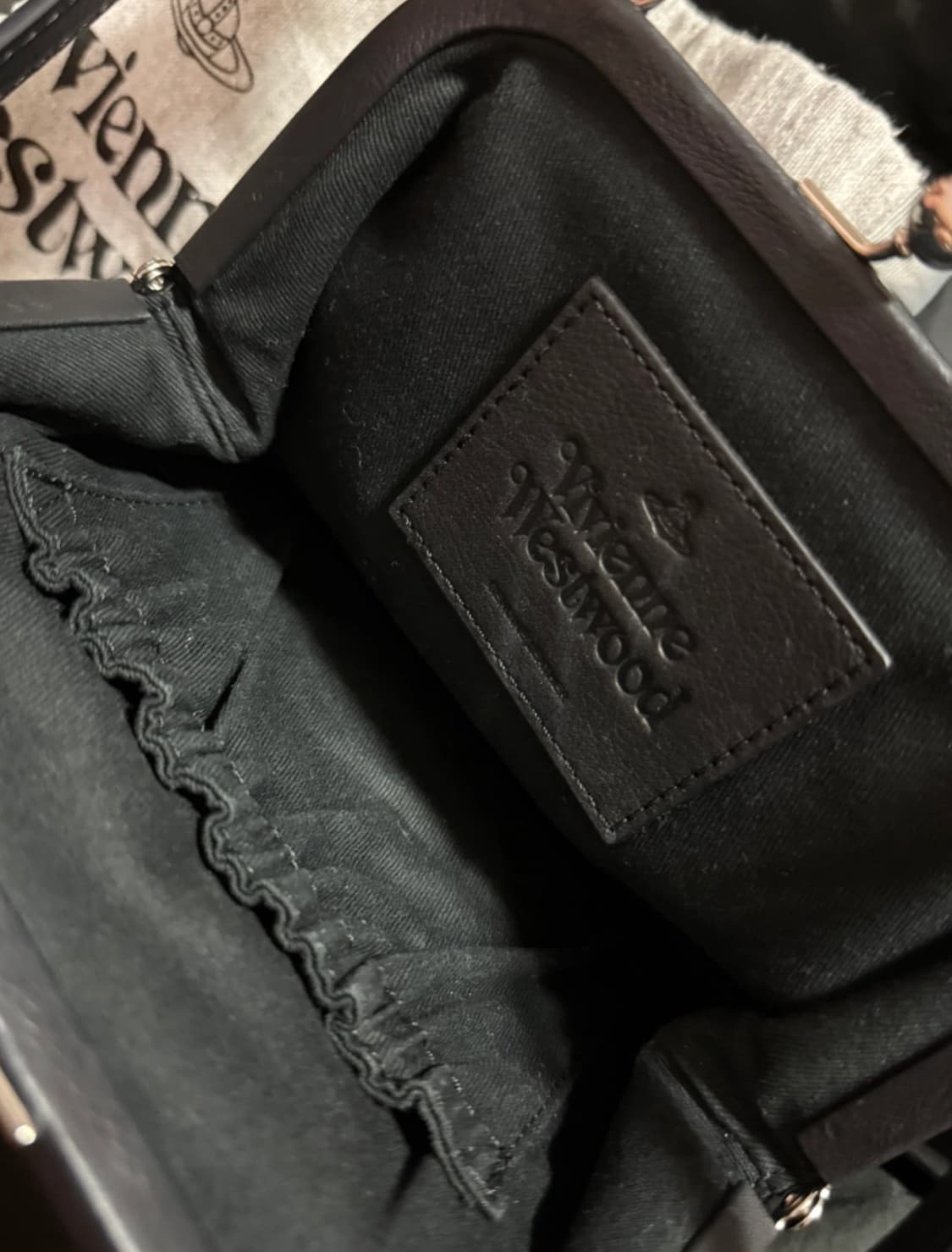 비비안웨스트우드 첼시백 클러치백 상품이미지2