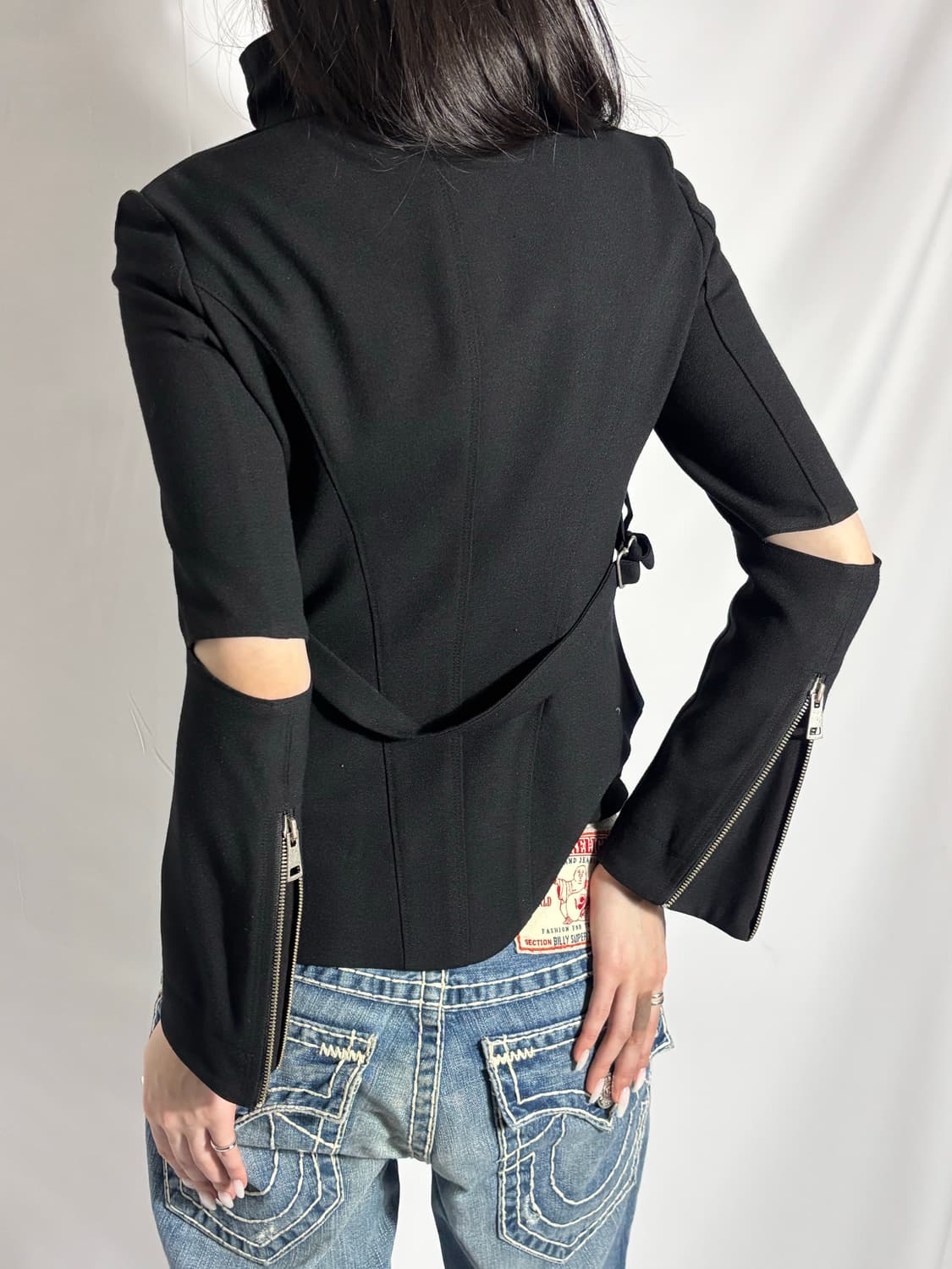 System High-Neck Cut-Out Zip Jacket 상품이미지4