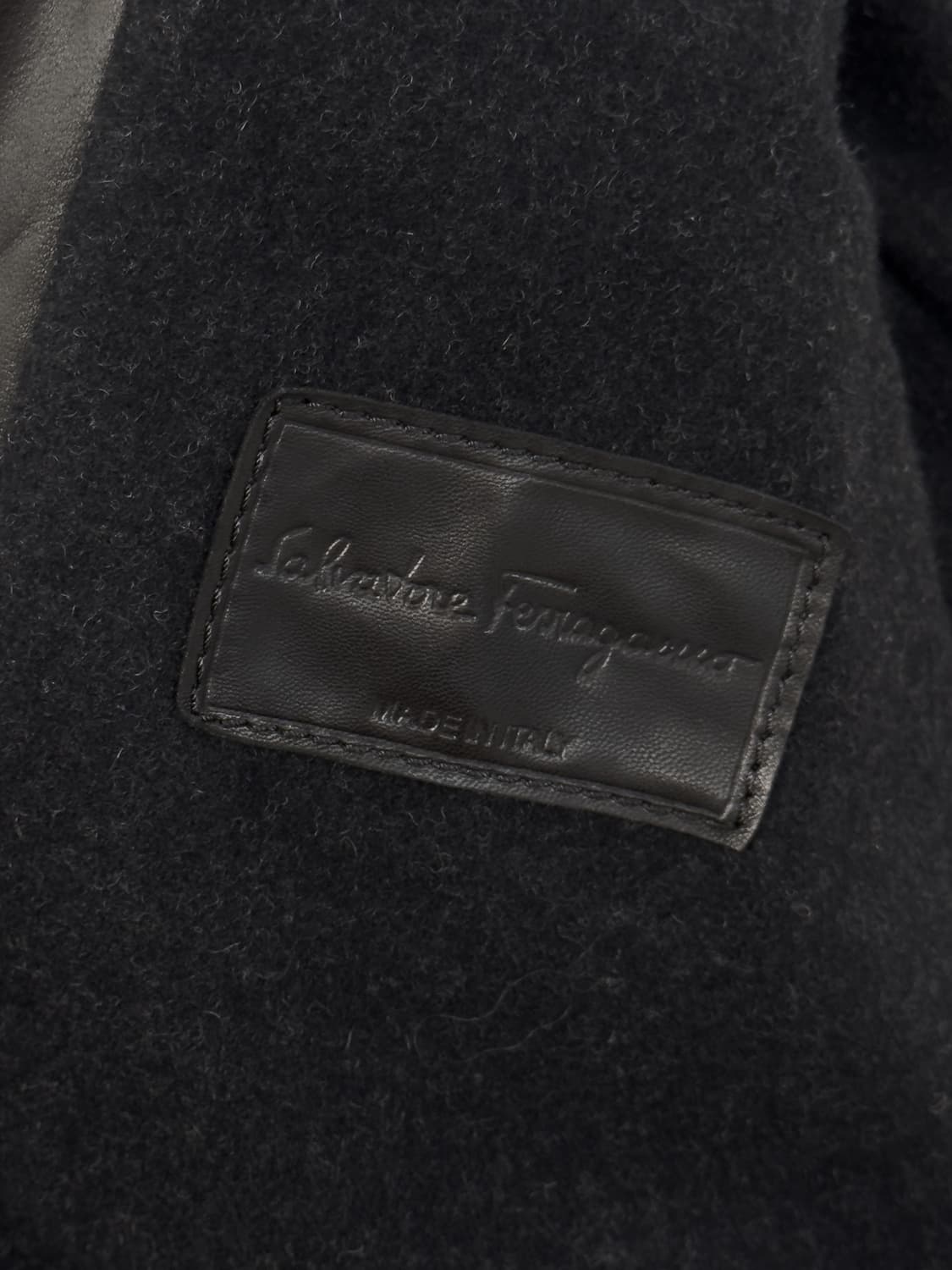 페레가모 레더 자켓 상품이미지8