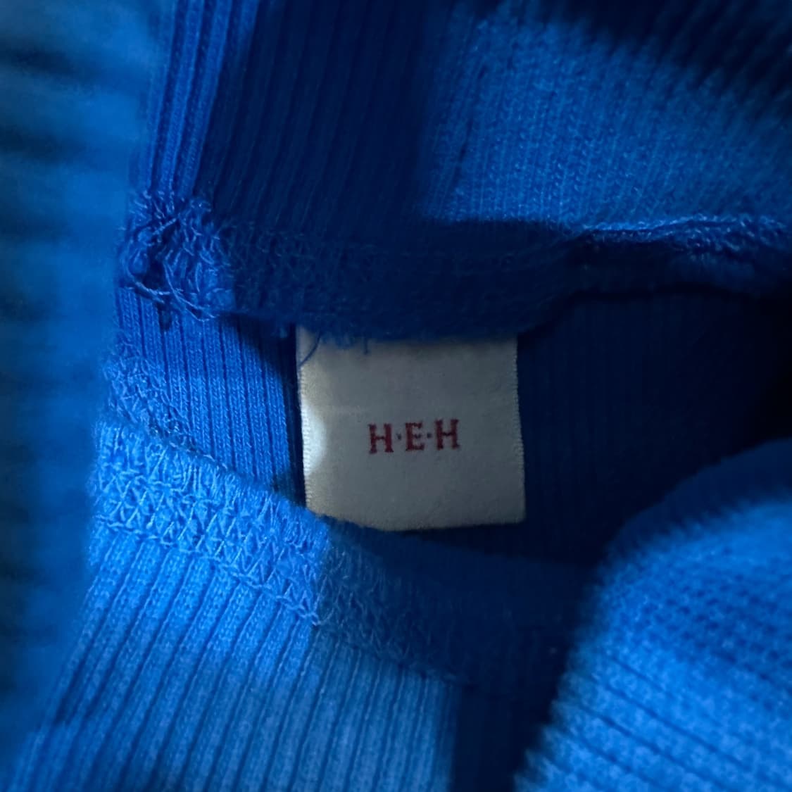 핸즈아이즈하트 하이넥 맨투맨 상품이미지5