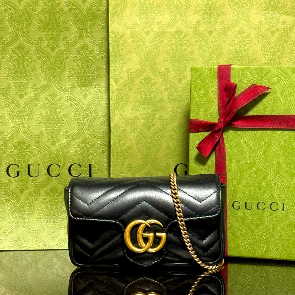 구찌 GG 마몽 마틀라세 미니백 상품이미지1