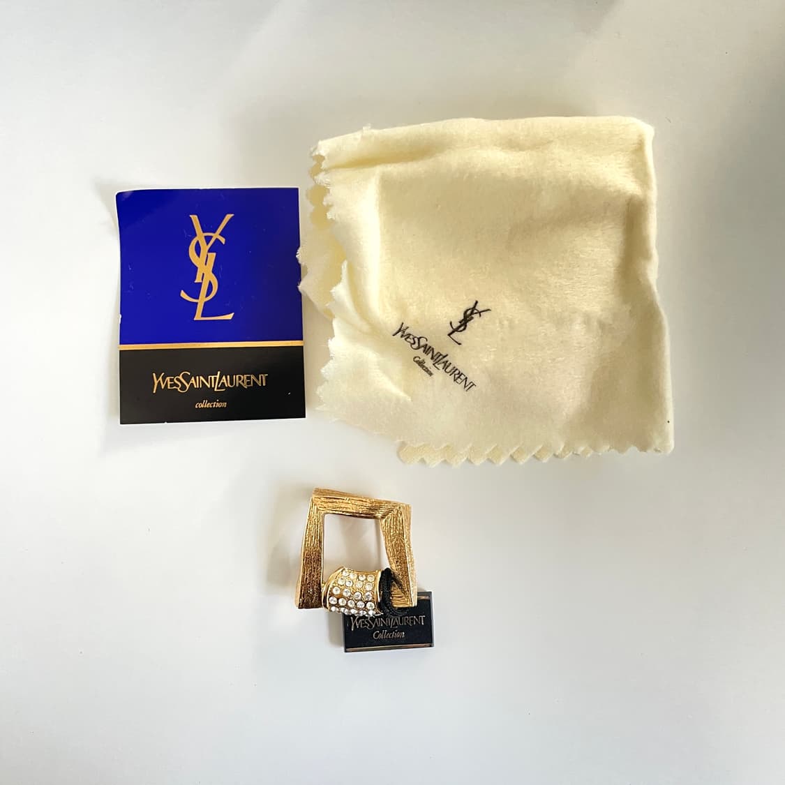 입생로랑 골드 라인스톤 브로치 새상품 상품이미지3