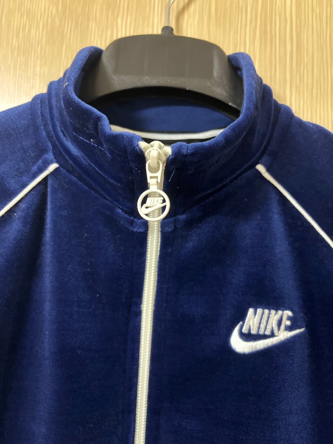 나이키 벨벳 트랙탑 져지 상품이미지2