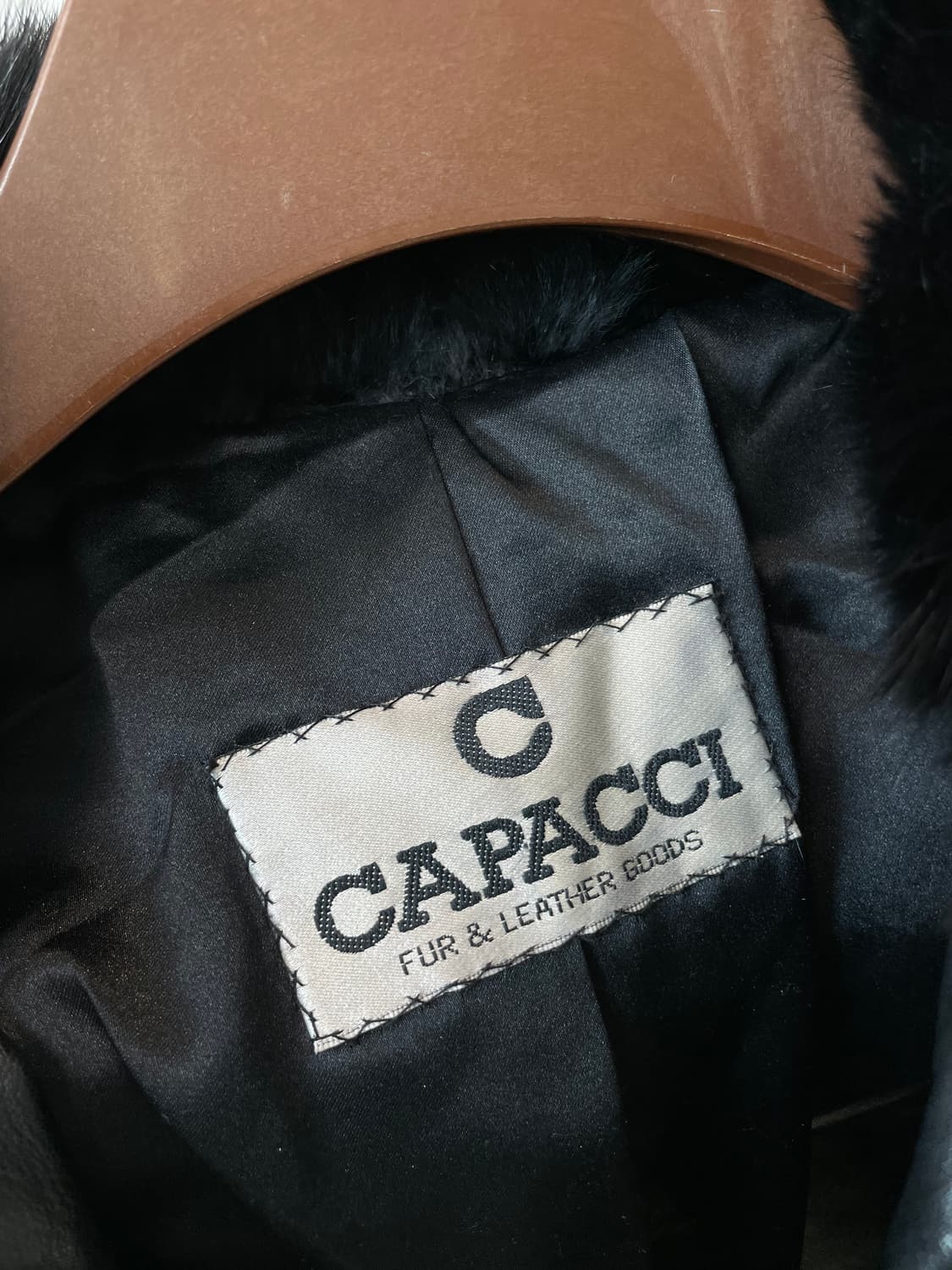 Capacci 양가죽 블랙 퍼 자켓 상품이미지7