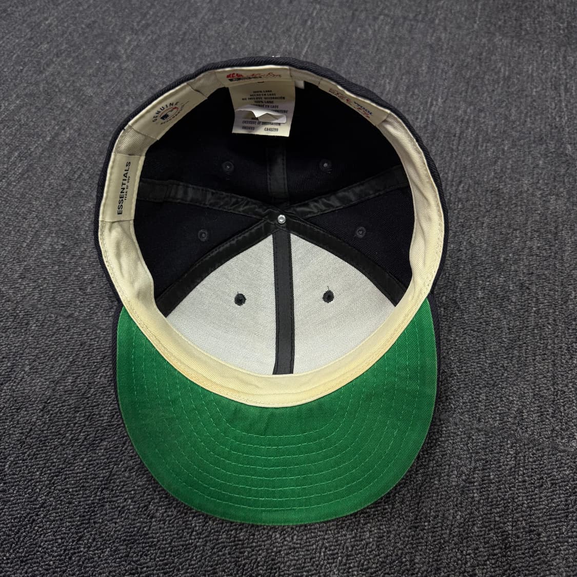 뉴에라 x 피어오브갓 에센셜 울 네이비 캡 상품이미지7