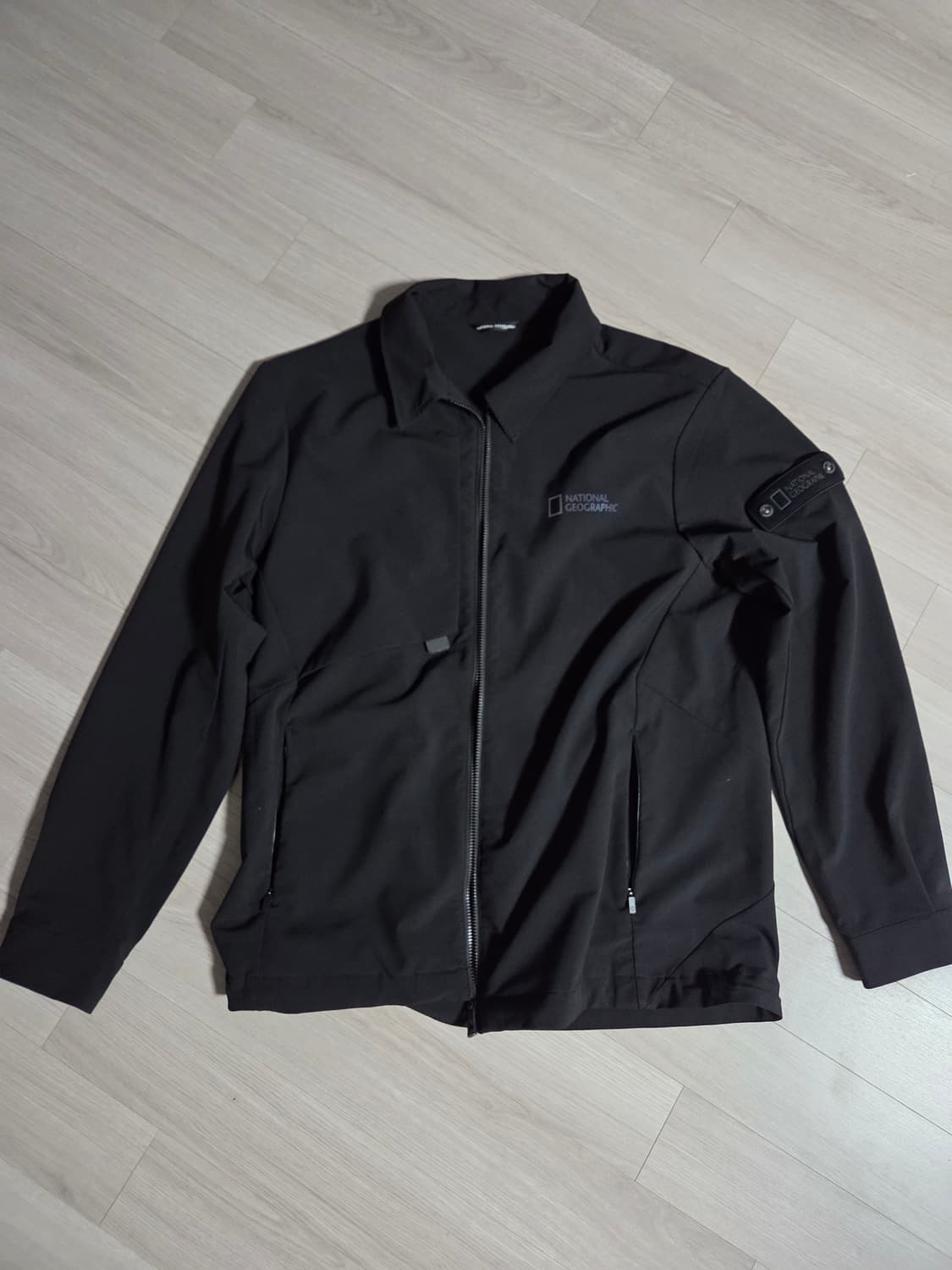 내셔널지오그래픽 블랙 자켓 105사이즈 상품이미지1