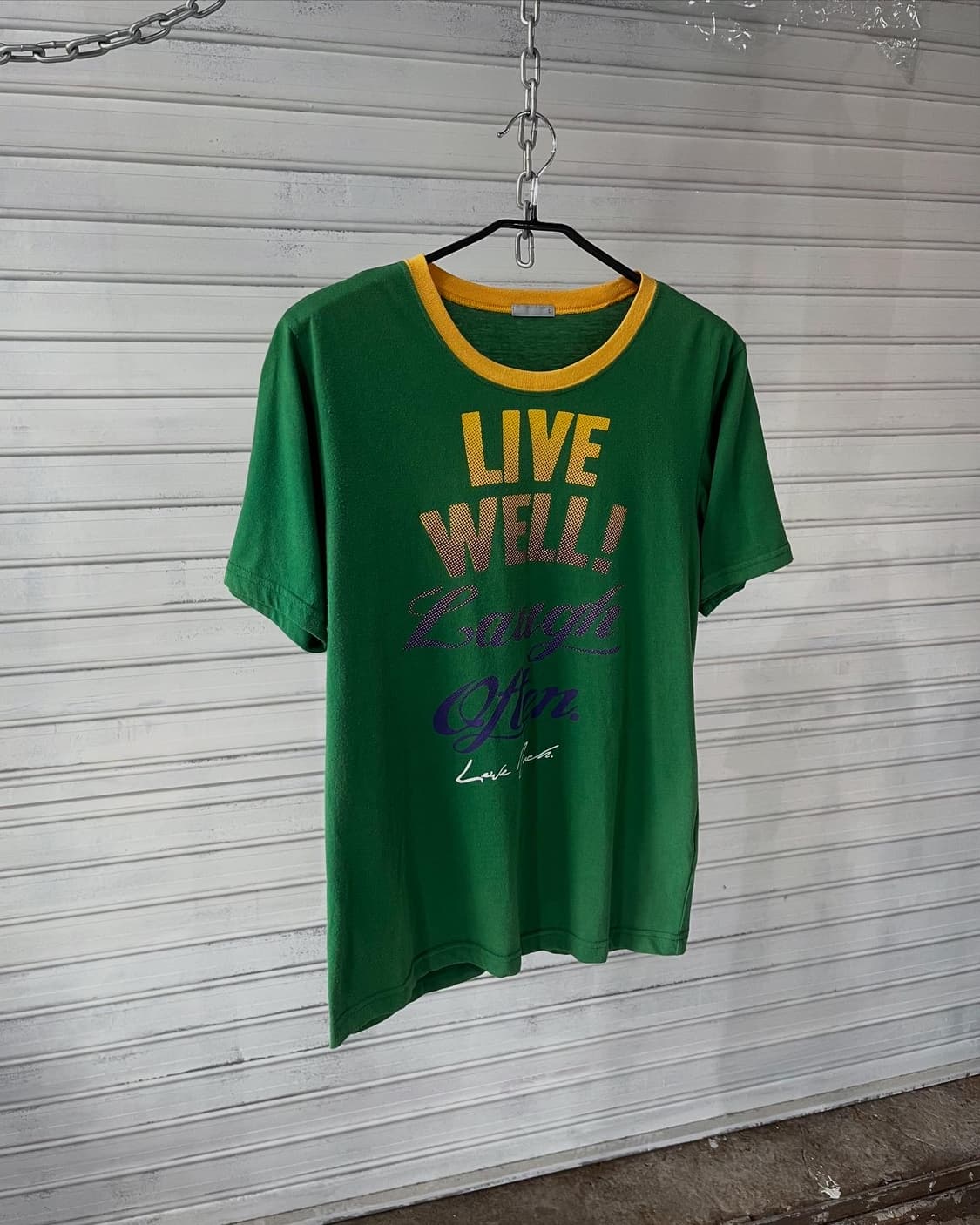 vtg live well ! t-shirt 상품이미지1