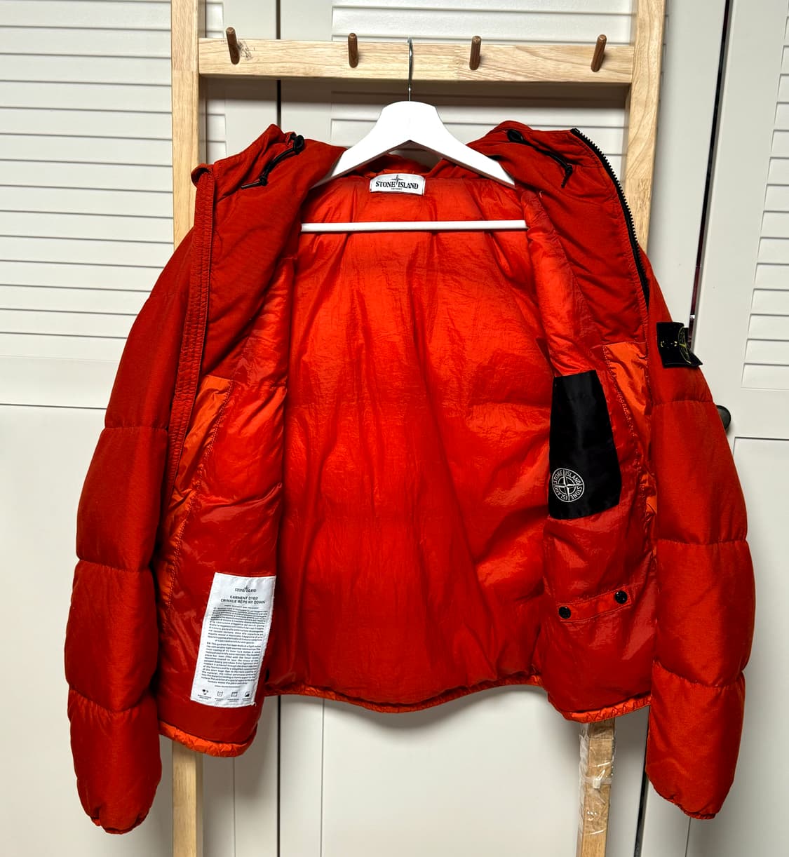 스톤아일랜드 가먼트 크링클립스 다운 패딩 상품이미지4