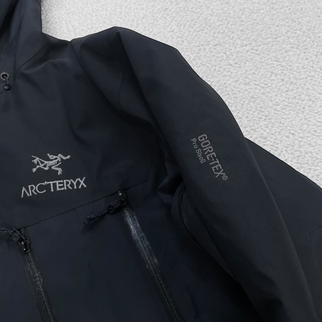 아크테릭스 Arcteryx theta AR 고어텍스 자켓 블랙 상품이미지3