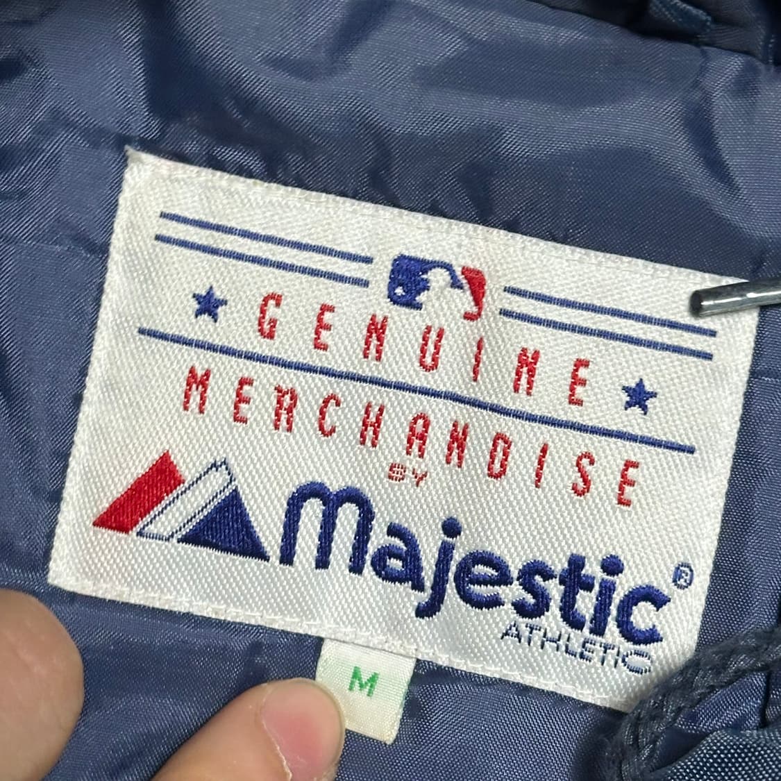 Majestic 뉴욕 양키스 글로시 나일론 후드 자켓 상품이미지3