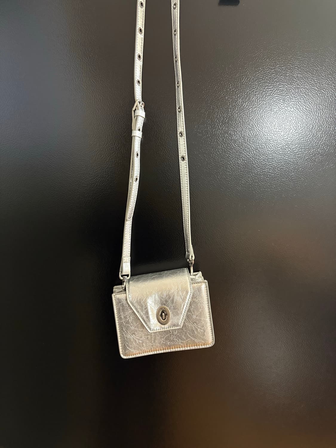 키시닝 여권백 미니 트래블백 실버 판매 상품이미지2