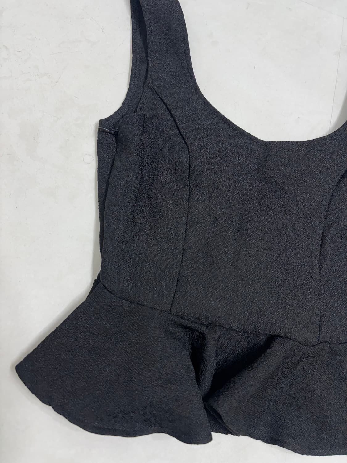 JACQUARD FLARED SLEEVELESS TOP 상품이미지8