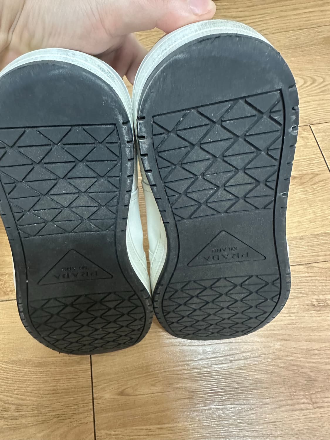 프라다 다운타운 스니커즈 7(265) 상품이미지3