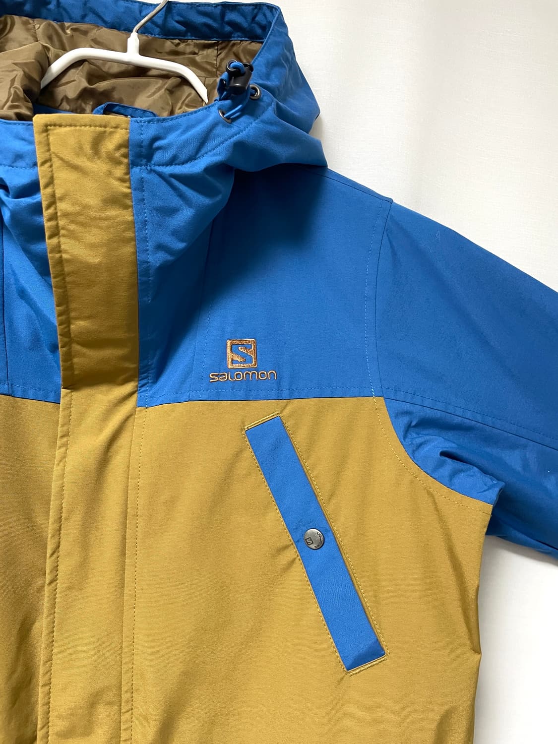 살로몬 여성 나일론 배색 등산 바람막이 자켓 55-66 _ 블루브라운 상품이미지2