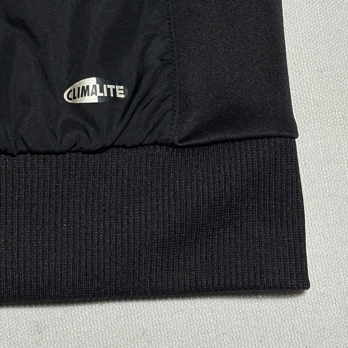 100 아디다스 맨유 블랙 트랙탑 져지 상품이미지6