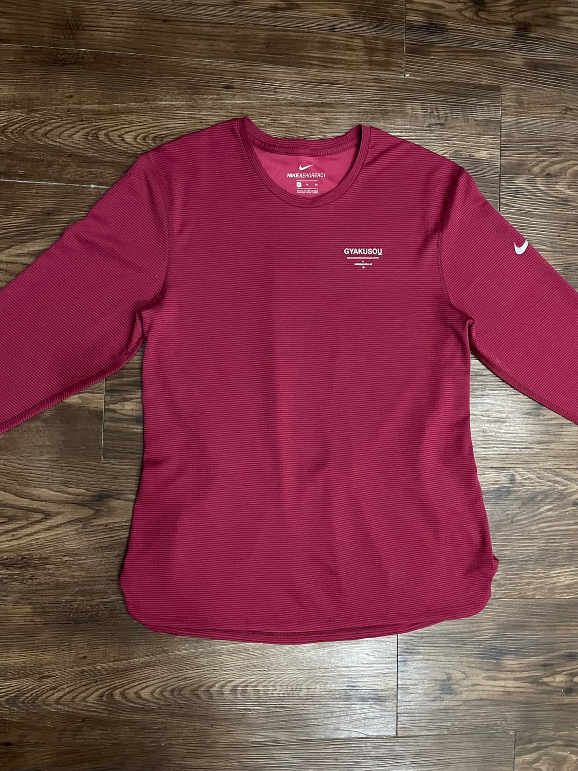 나이키 랩 x 언더커버 갸쿠소우 에어로 리액트 3/4 러닝 티셔츠 상품이미지2