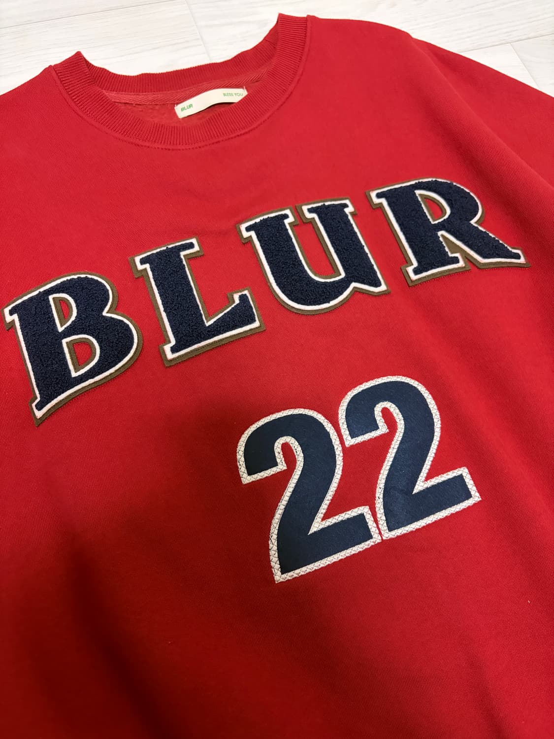 1) BLUR 맨투맨 레드 상품이미지4